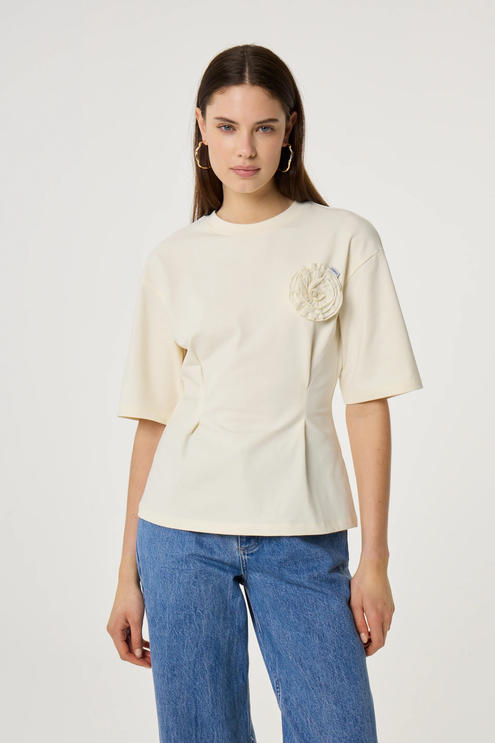 Asta T-shirt | Cosy White - Image 2