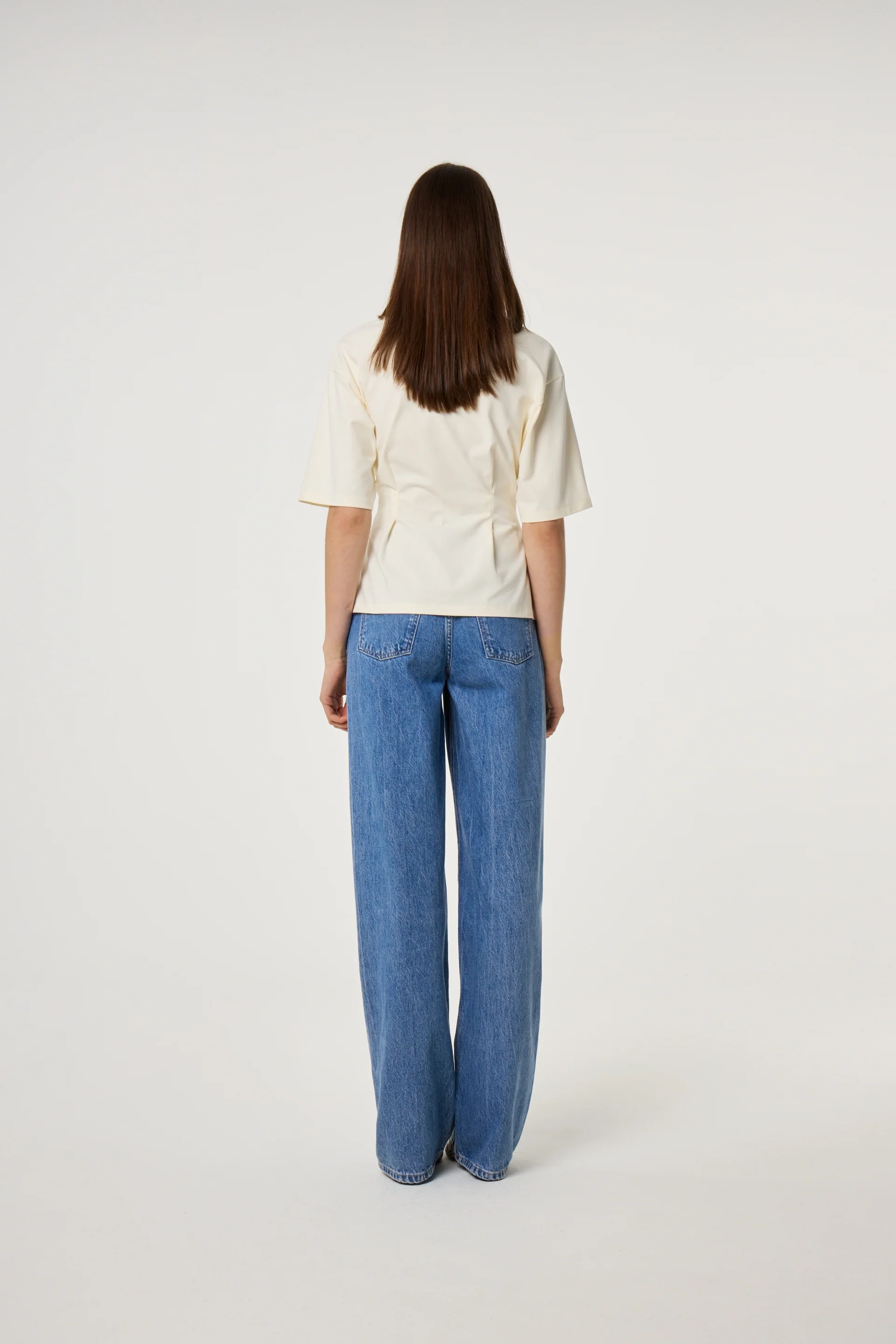 Asta T-shirt | Cosy White - Image 3