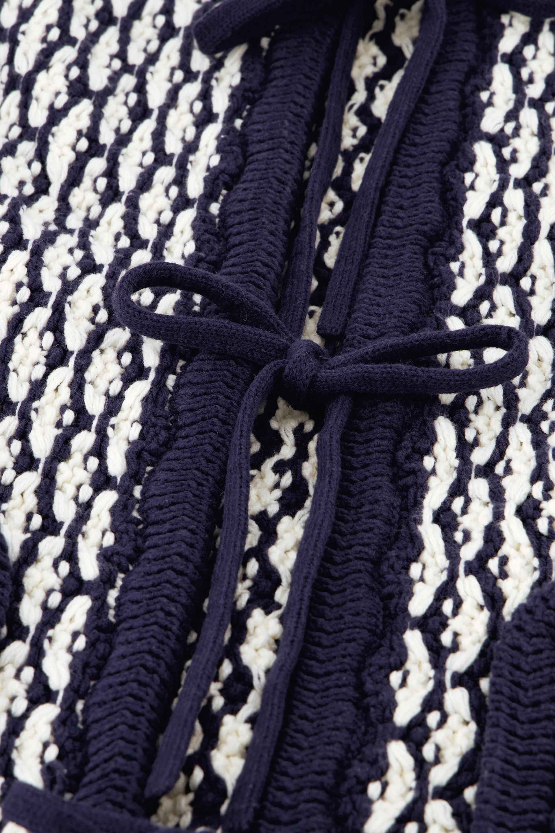 Balou Cardigan | Cosy White/Navy - Image 5