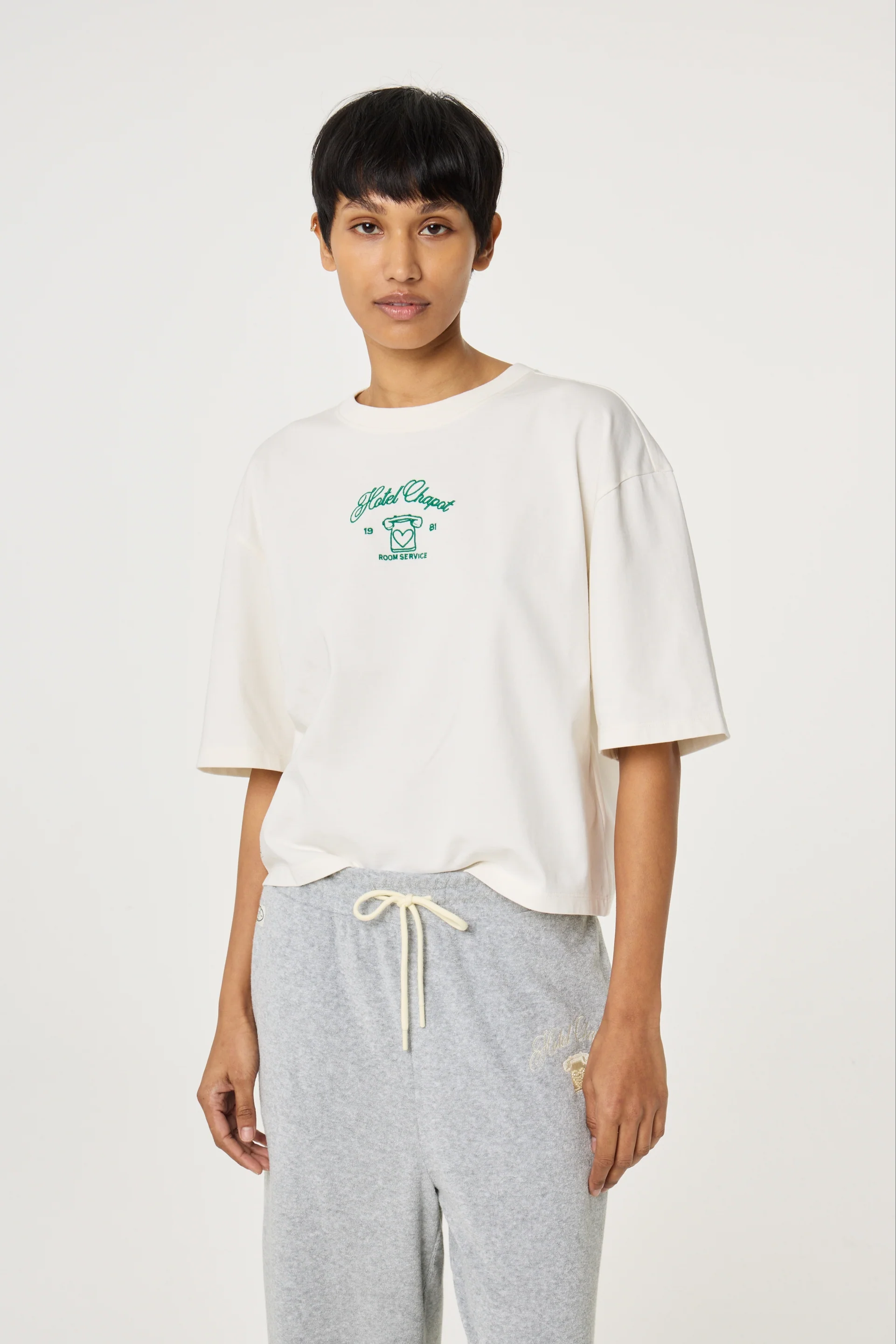 Benja T-shirt | Cosy White/Green - Image 2