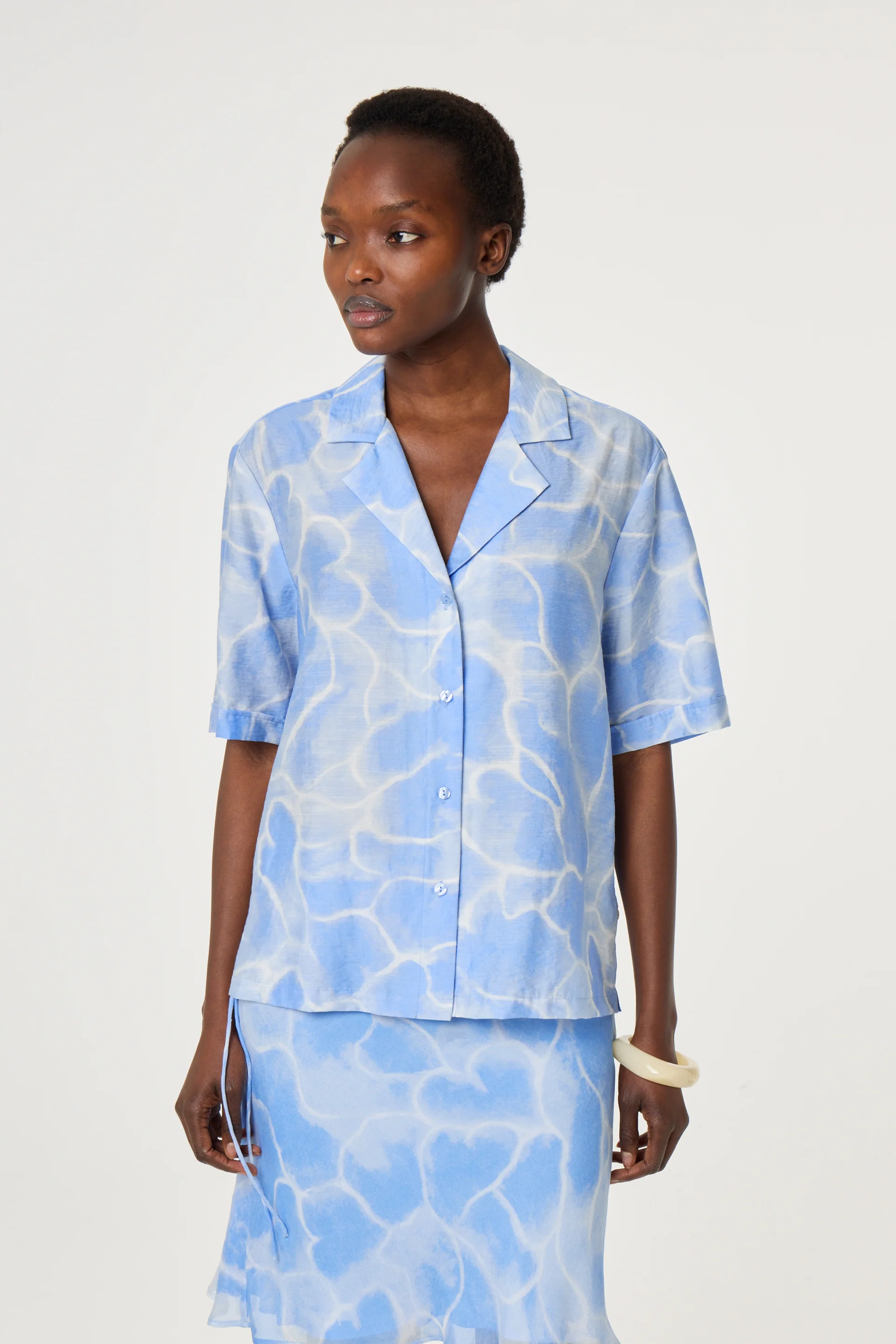 Brock Blouse | Light Blue/Crispy White - Image 2