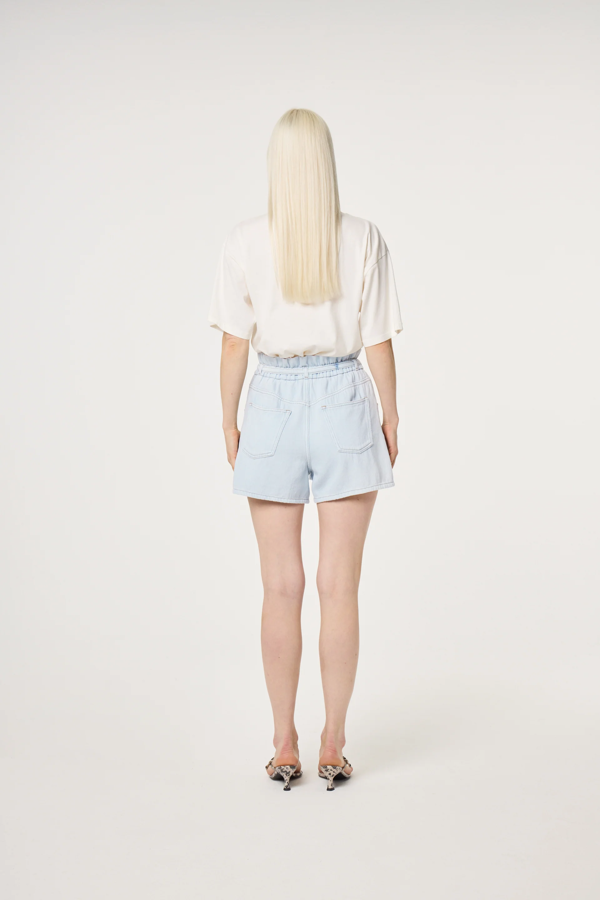 Fay T-shirt | Cosy White/Black - Image 3