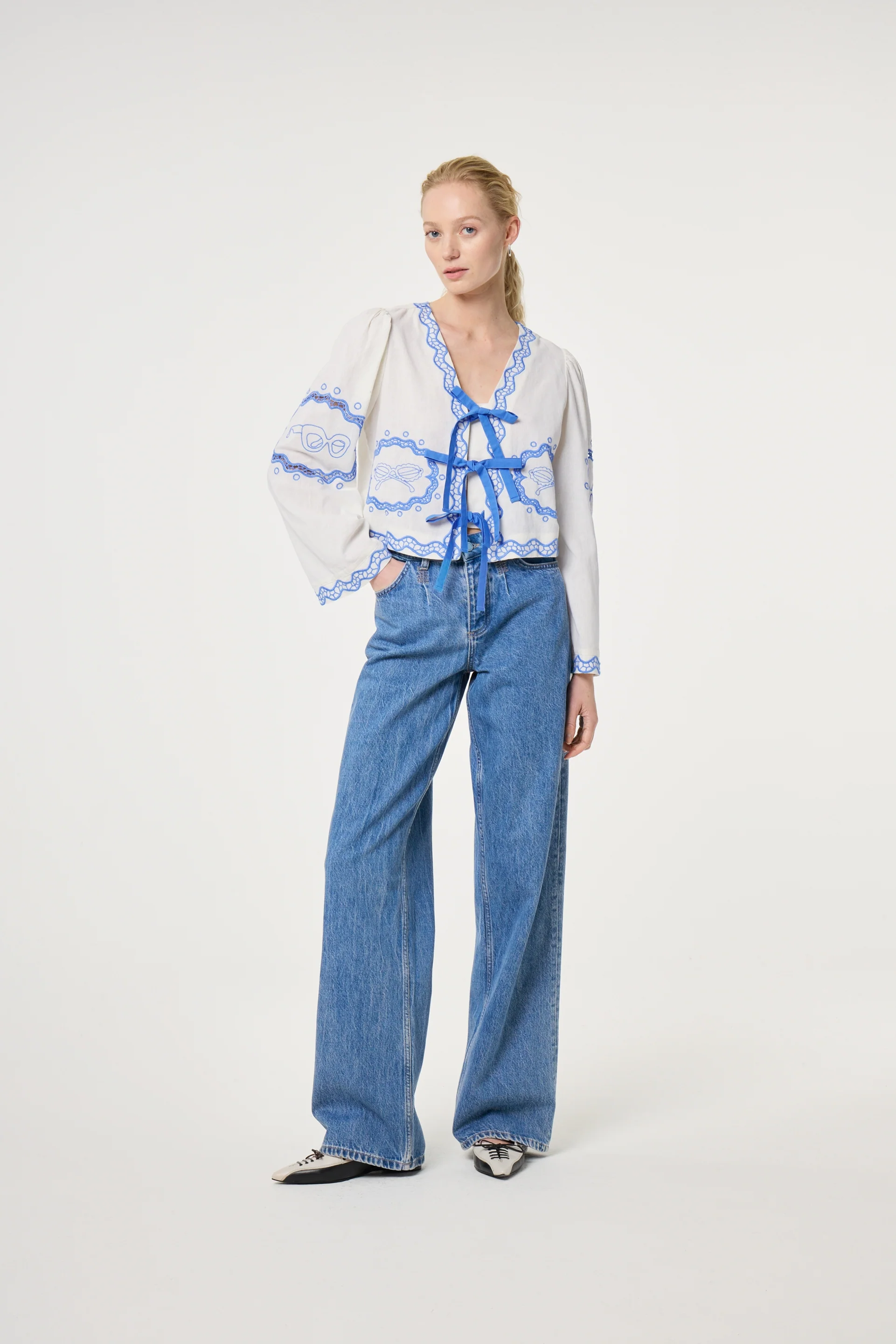 Lulu Loose Jeans | Faded Light Blue