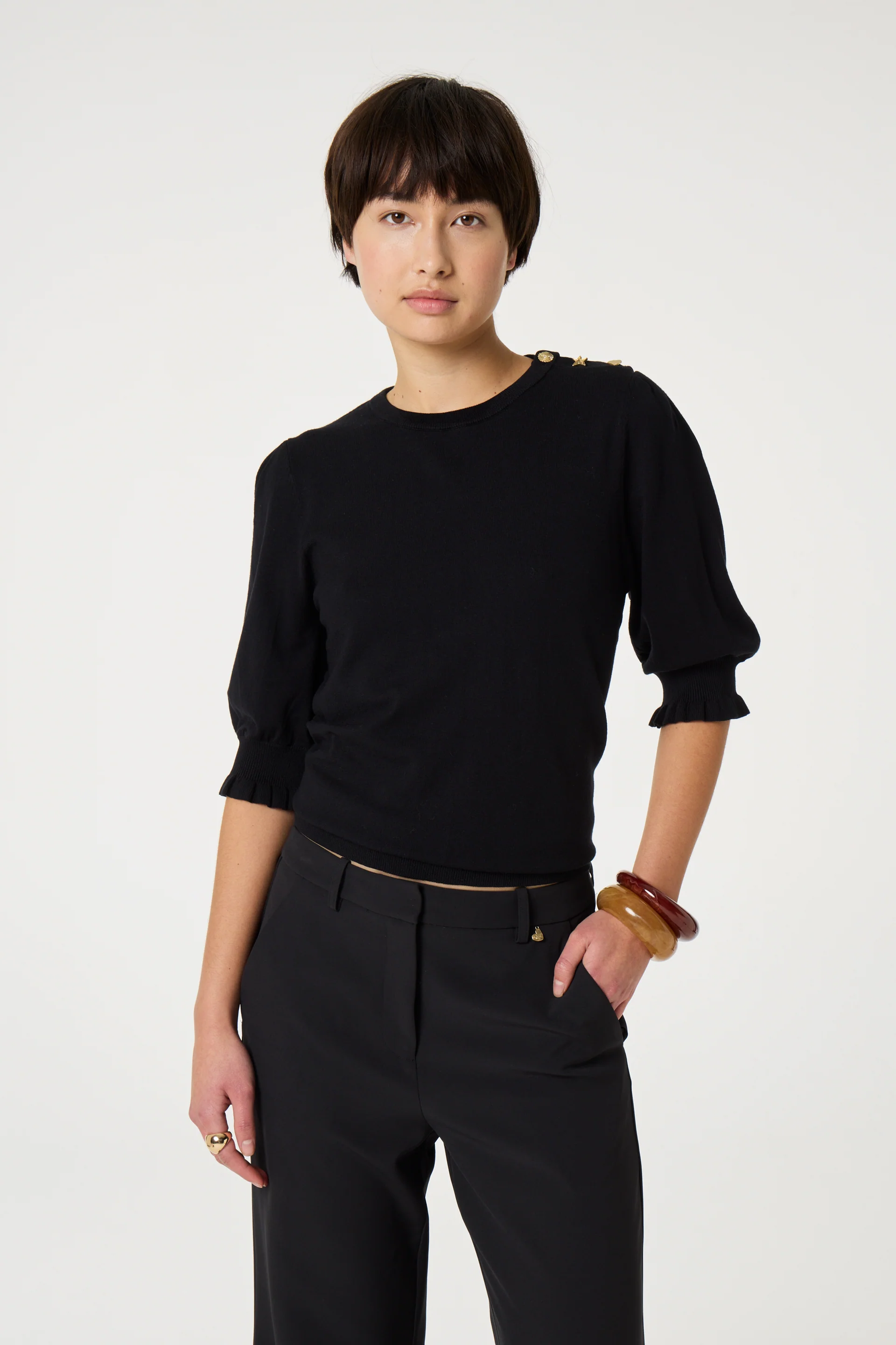 Molly Short Sleeve Pullover | Black - Image 4