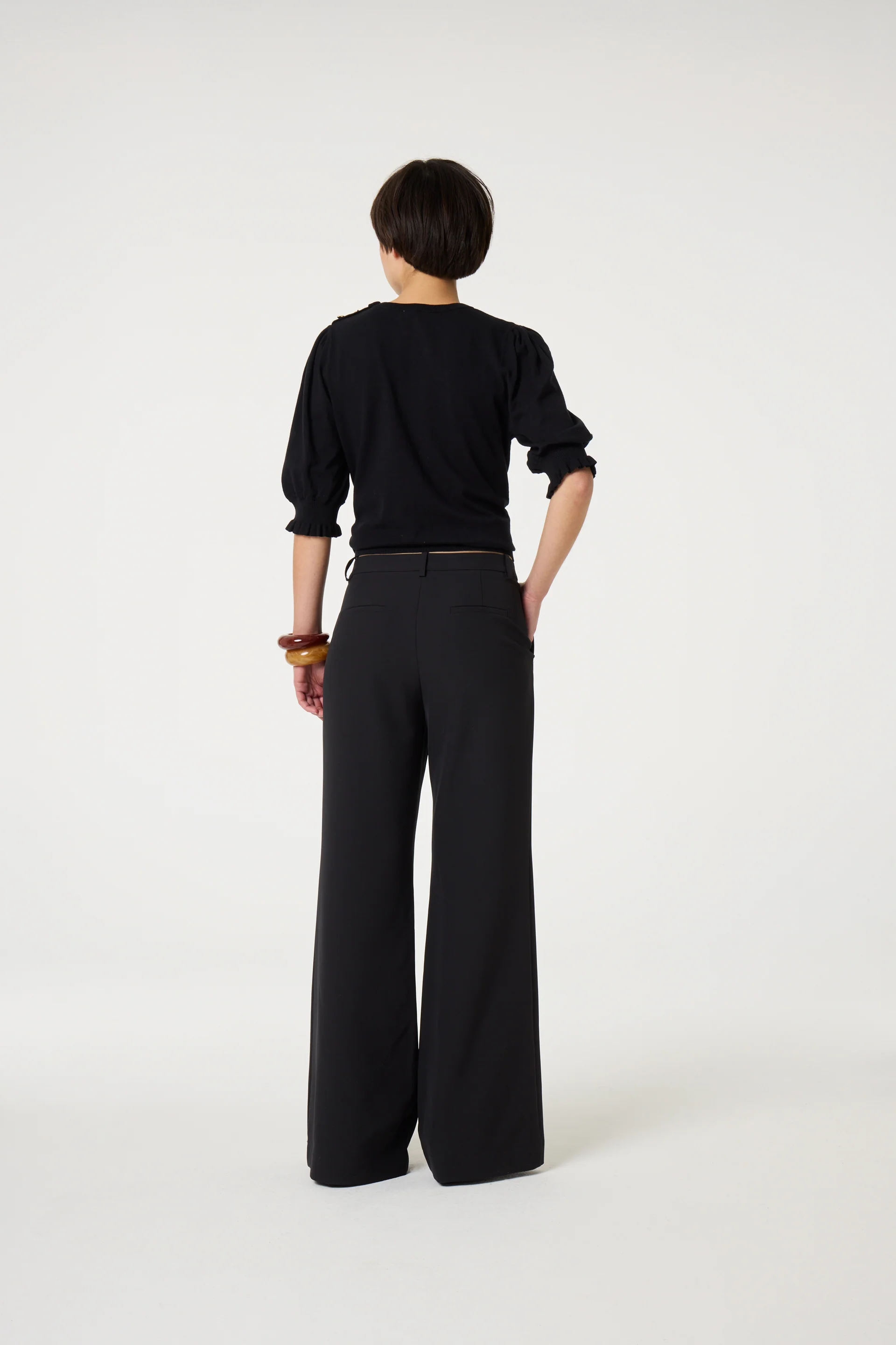Molly Short Sleeve Pullover | Black - Image 5