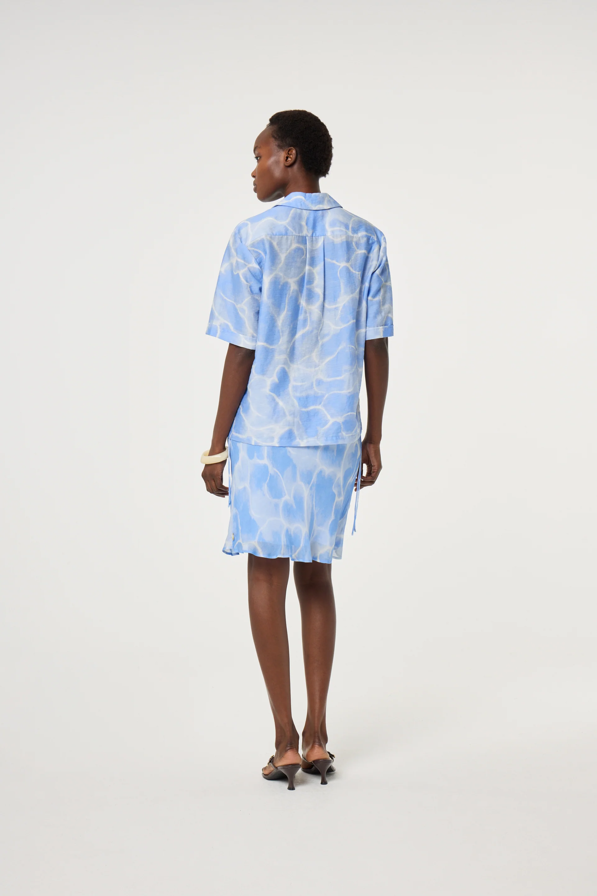 Neia Skirt | Light Blue/Crispy White - Image 3