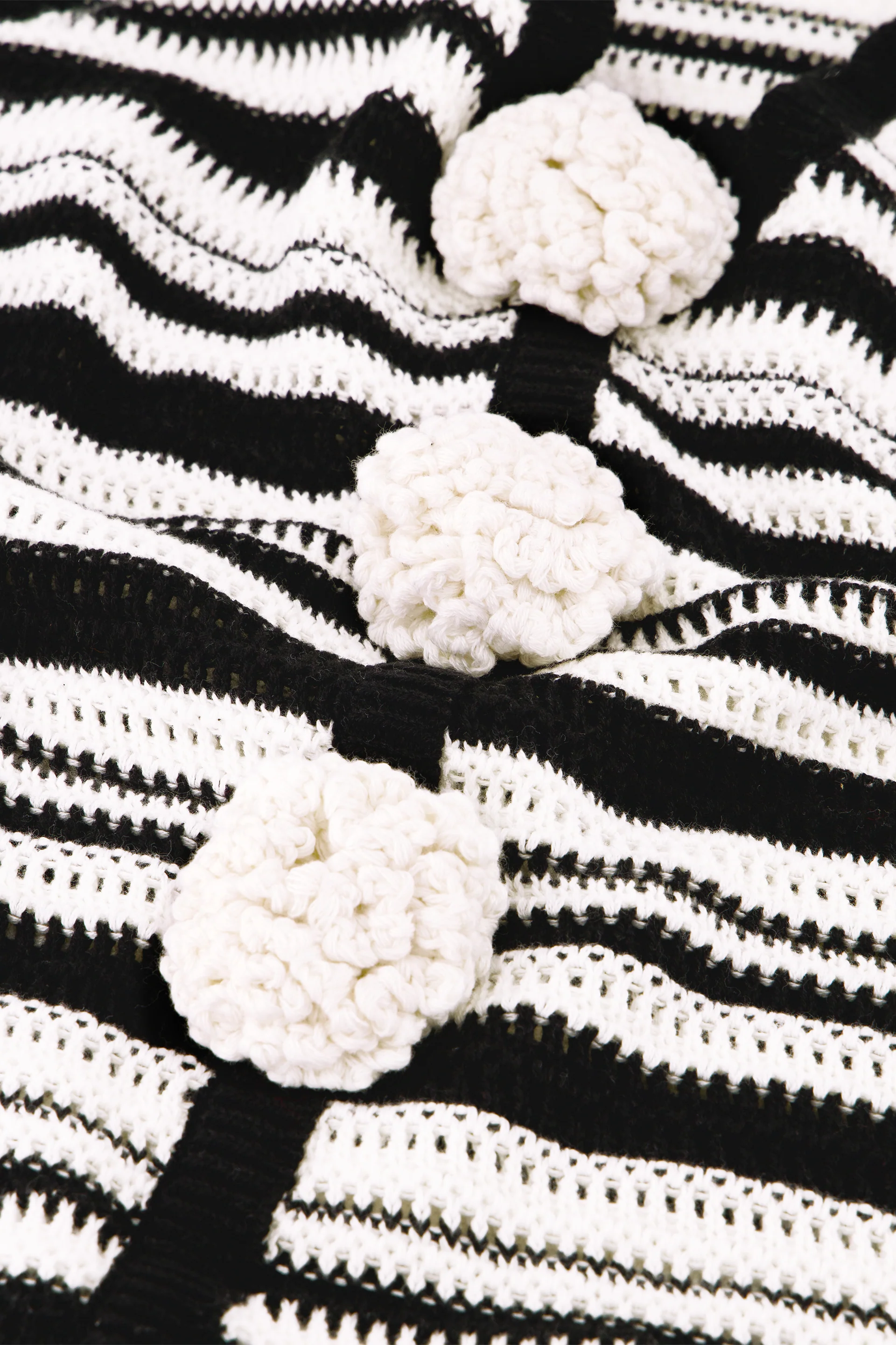 Paulina Dress | Cosy White/Black - Image 5