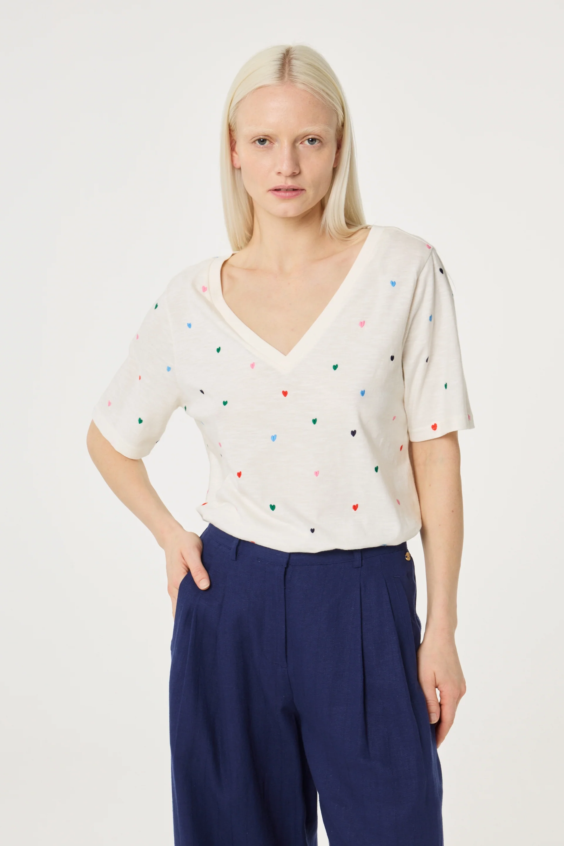 Phil V-Neck T-Shirt | Cosy White - Image 2