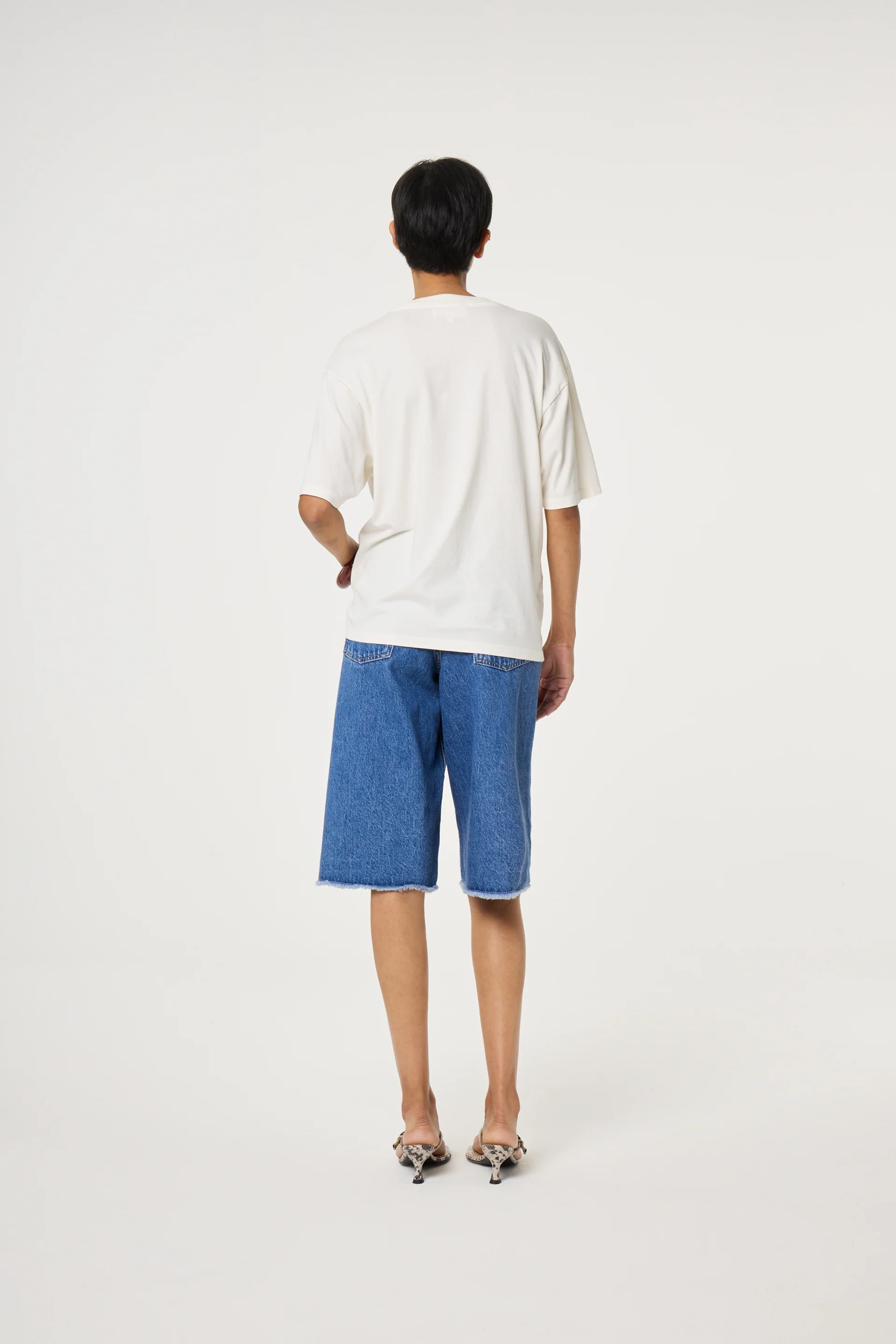 Steve T-shirt | Cosy White - Image 3