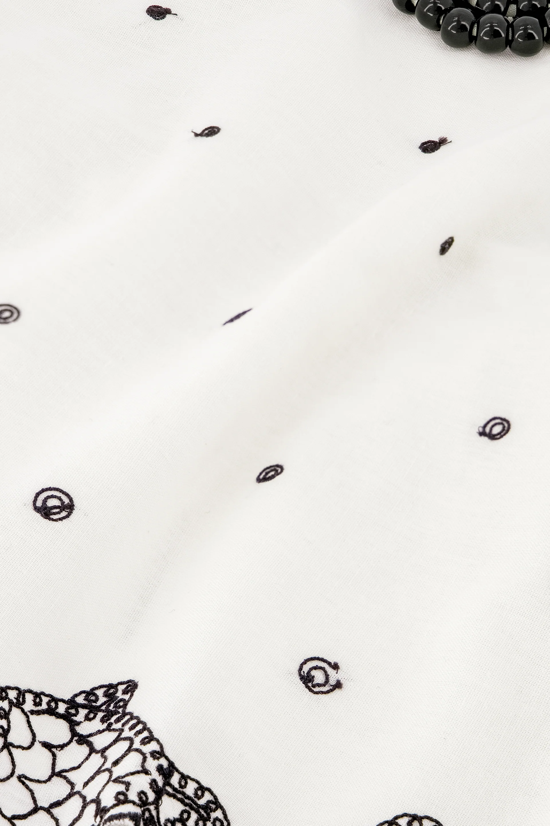Tyler Top | Cosy White/Black - Image 5