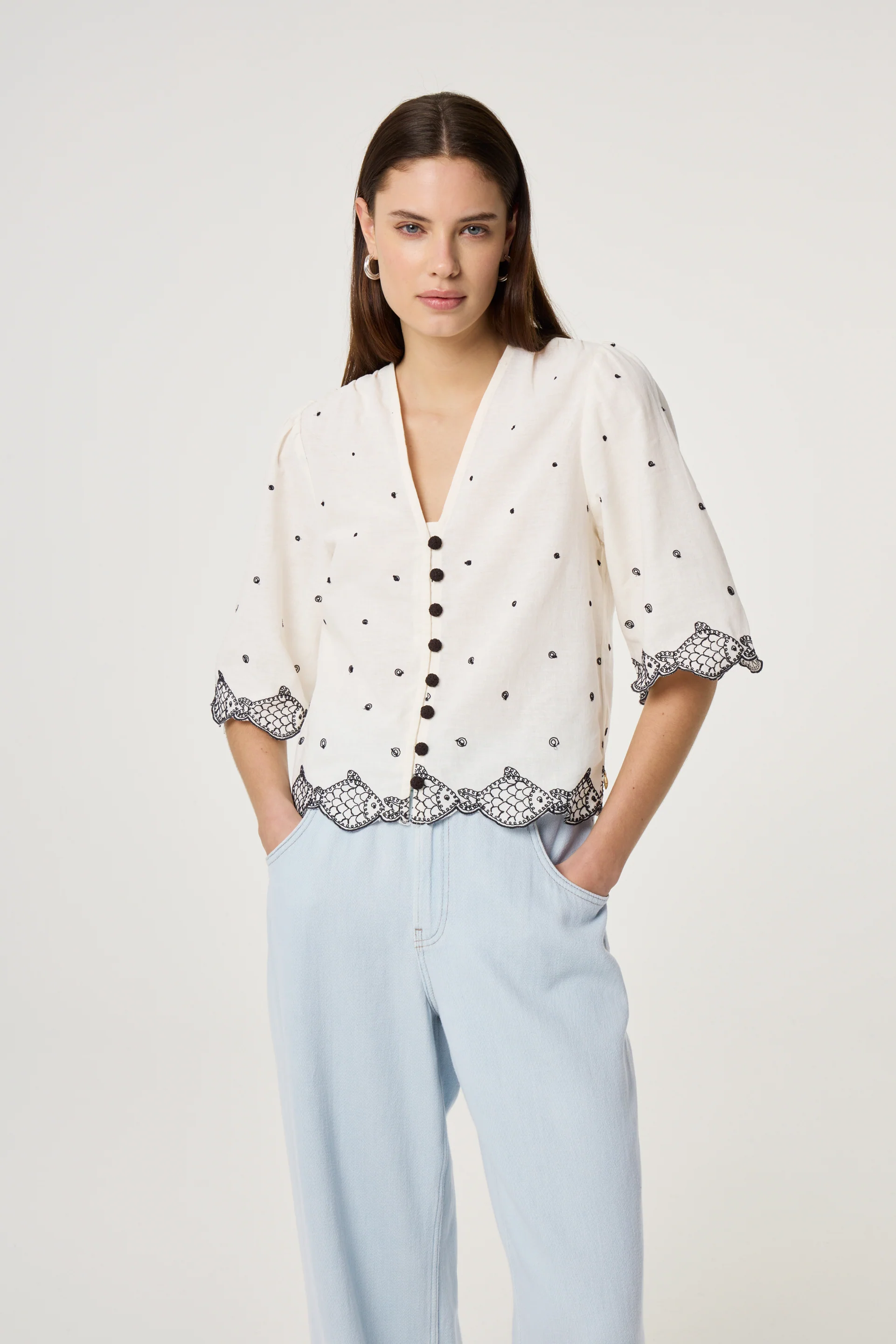 Tylera Blouse | Cosy White/Black - Image 2